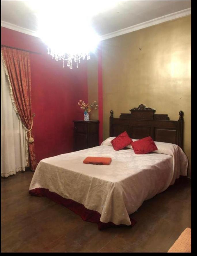 Apartamento En Pleno Centro De Marchena 3 Dormitorios 3 Banos Privados Dış mekan fotoğraf