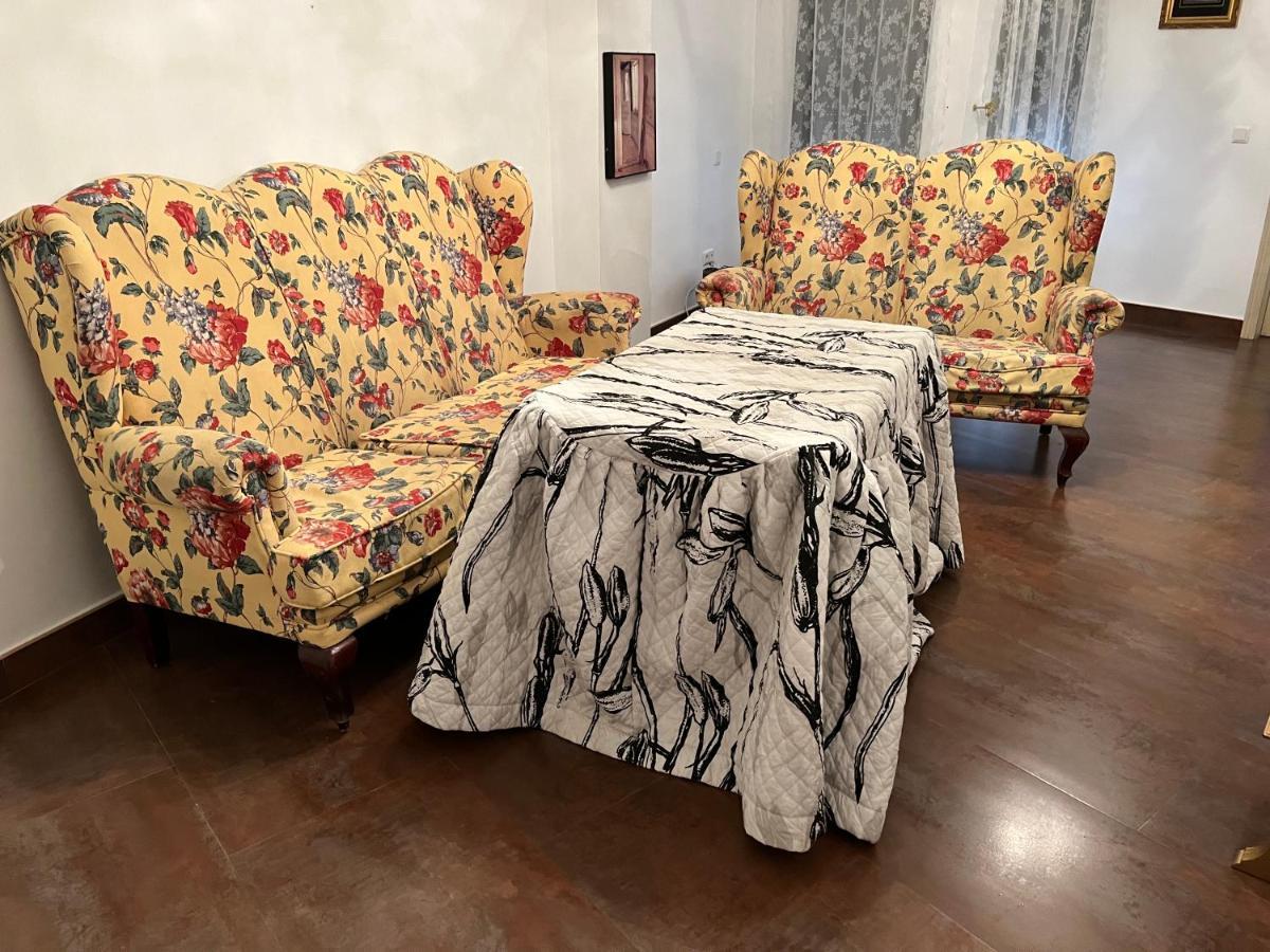 Apartamento En Pleno Centro De Marchena 3 Dormitorios 3 Banos Privados Dış mekan fotoğraf