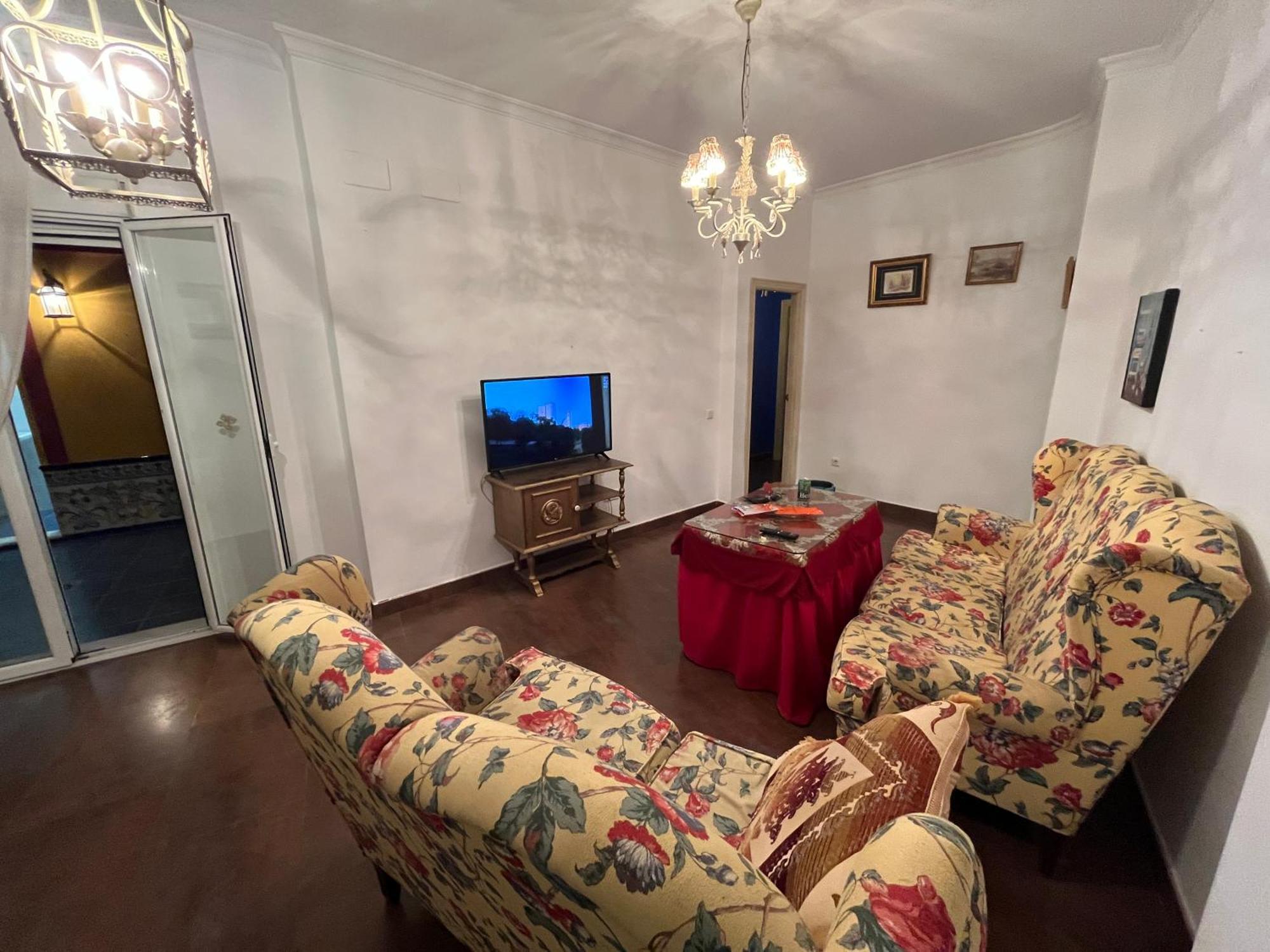 Apartamento En Pleno Centro De Marchena 3 Dormitorios 3 Banos Privados Dış mekan fotoğraf
